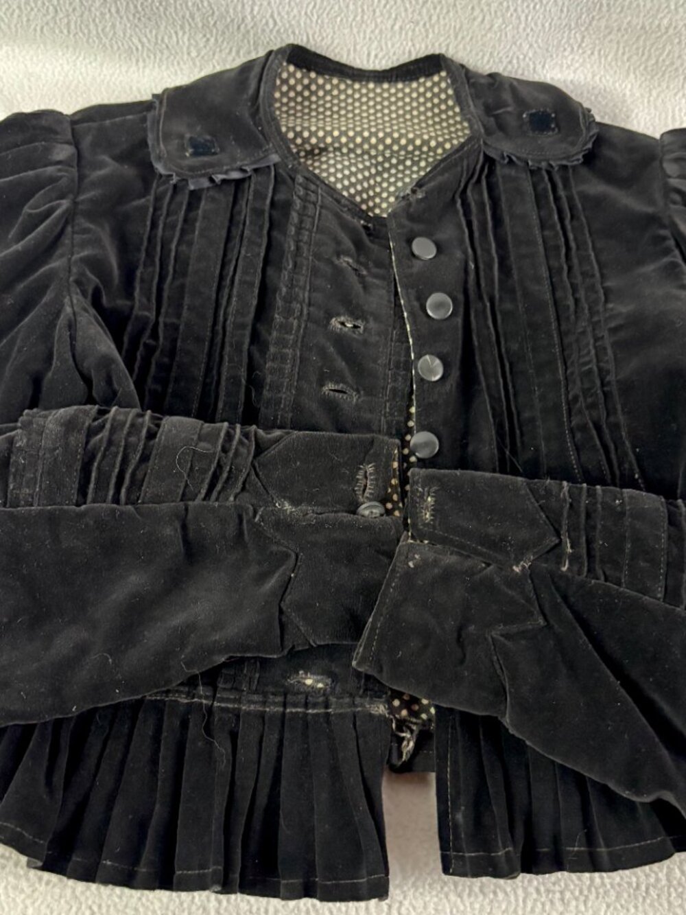 Szeki Hungarian Transylvanian Handmade Folk Jacket with Peplum - Picture 10 of 13